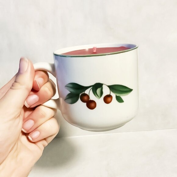 Raspberry Pomegranate Mug Candle