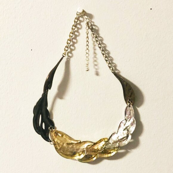 Vintage Inspired Multi-Toned Feather Necklace