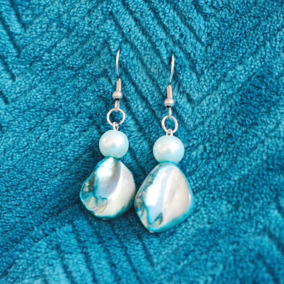 Handmade Hypoallergenic Turquoise Mother-of-Pearl Shell Drop Earrings