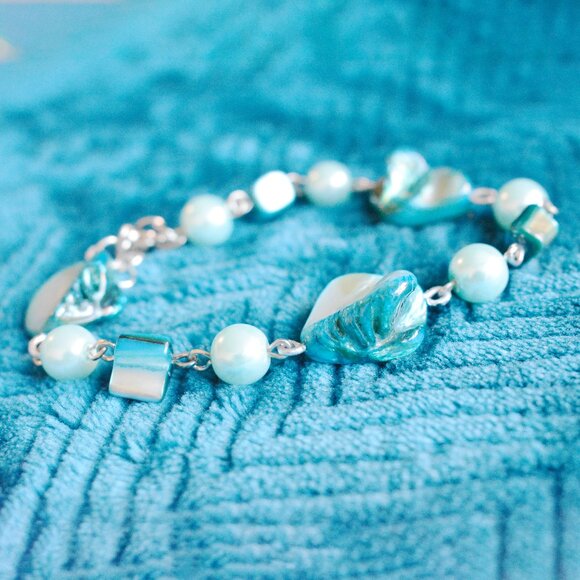 Handmade Beaded Mother of Pearl Bracelet with Coastal Ocean Aesthetic