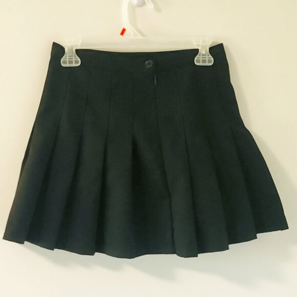 Joyshop Black Pleated Skirt