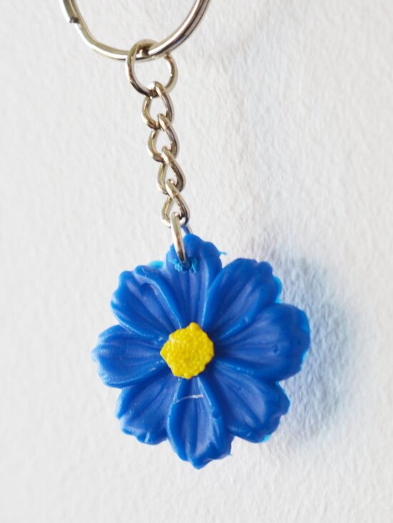 Daisy Keychain
