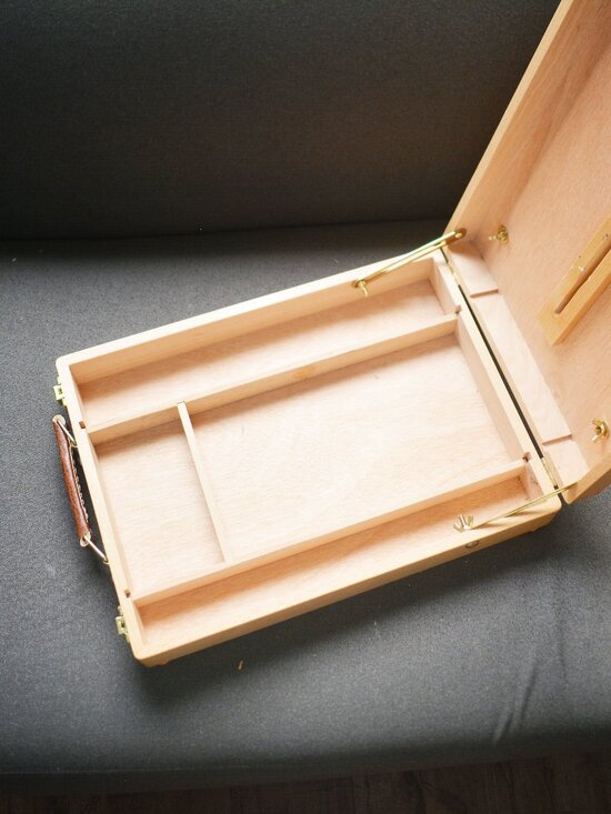 Portable Artist Easel Storage Compartment